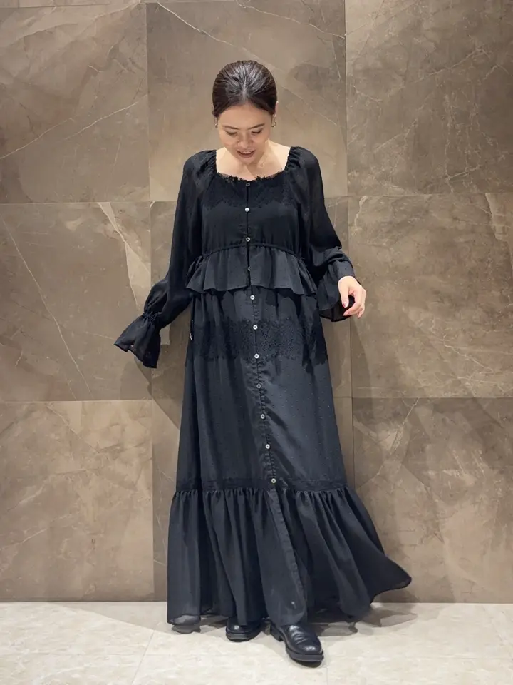 GRACE CONTINENTAL 穐山　香織 コーディネート画像