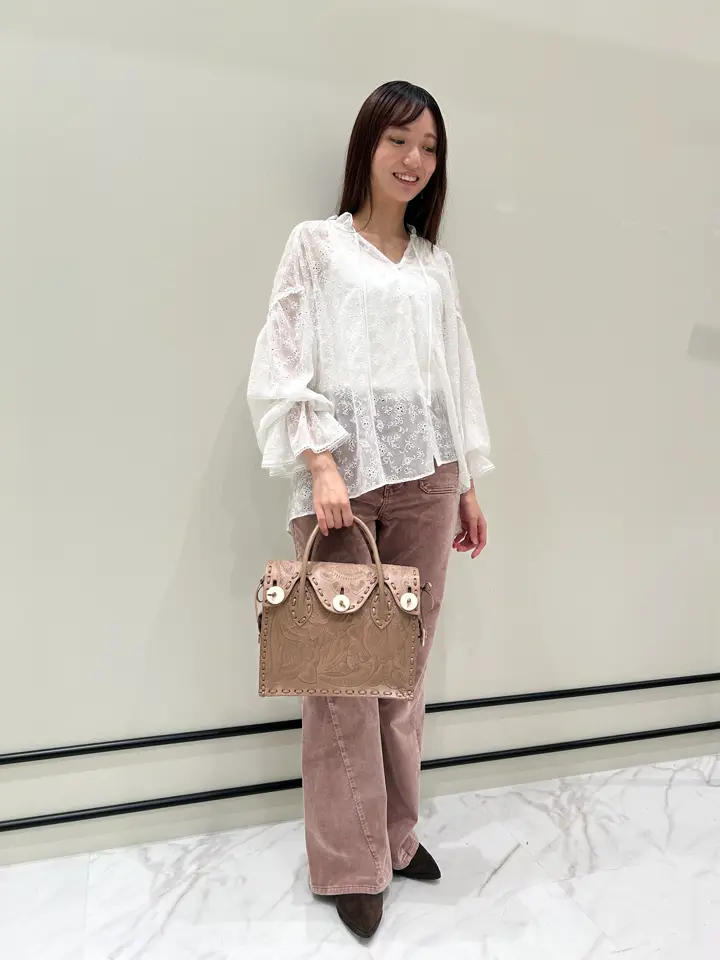 GRACE CONTINENTAL 若園　ひかり コーディネート画像