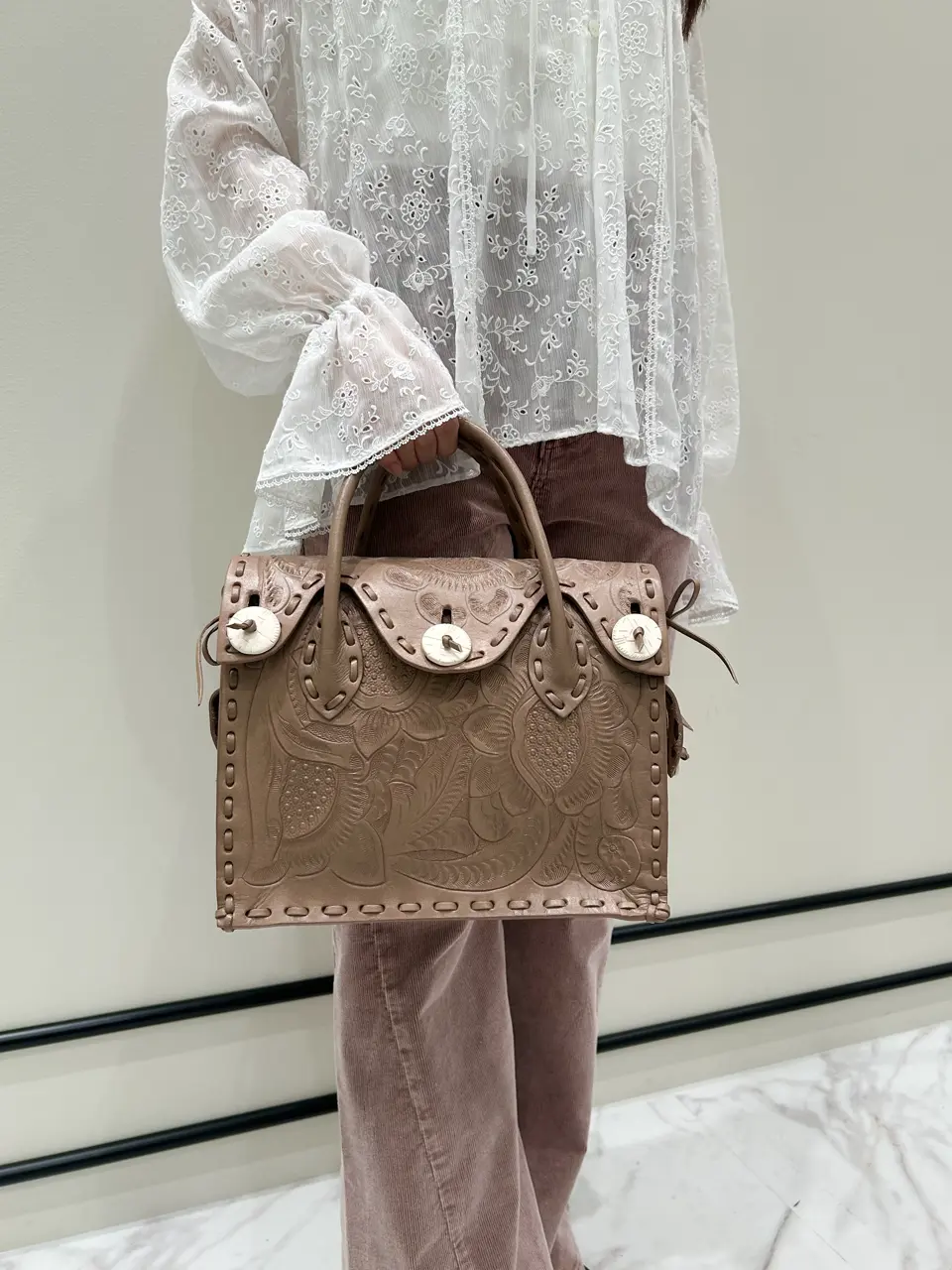 GRACE CONTINENTAL 若園　ひかり コーディネート画像