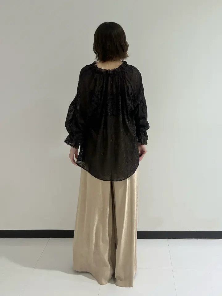 GRACE CONTINENTAL 狩野　珠季 コーディネート画像