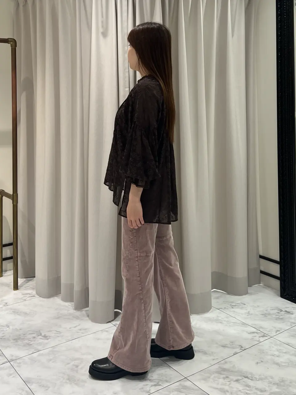 GRACE CONTINENTAL 赤坂 梨来 コーディネート画像