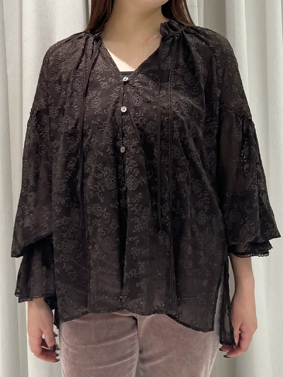 GRACE CONTINENTAL 赤坂 梨来 コーディネート画像