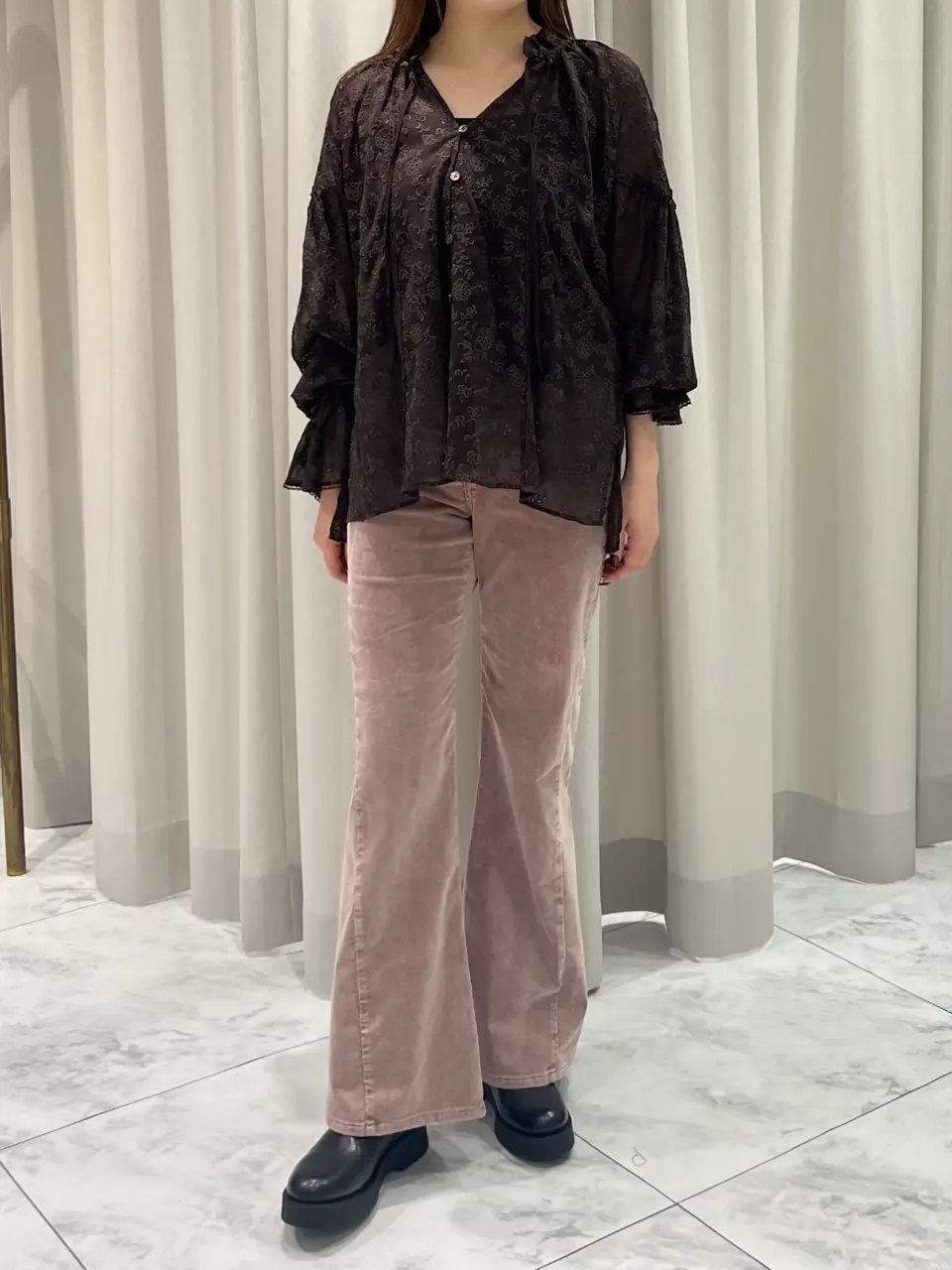 GRACE CONTINENTAL 赤坂 梨来 コーディネート画像