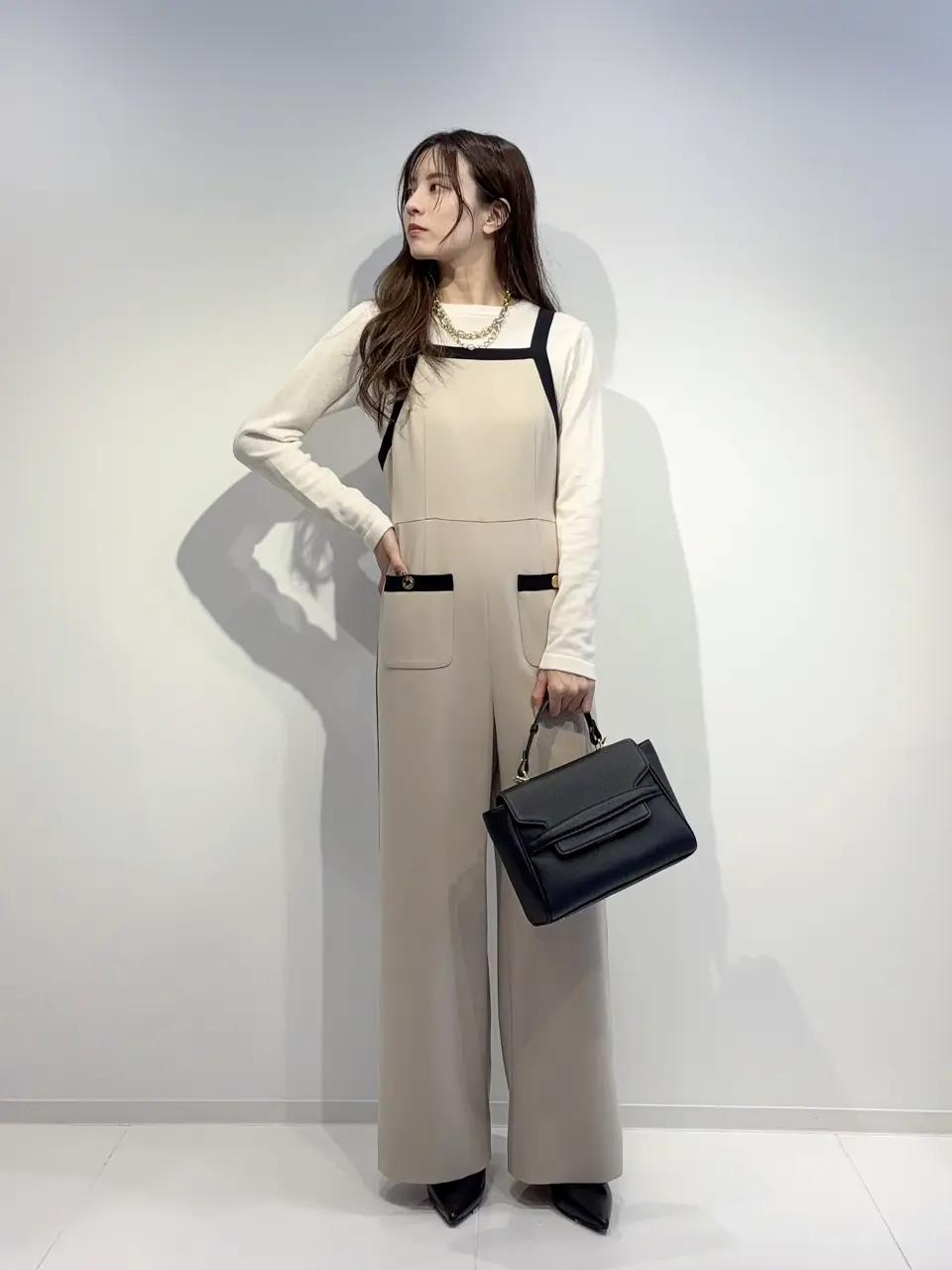 GRACE CONTINENTAL Hikaru Okada コーディネート画像