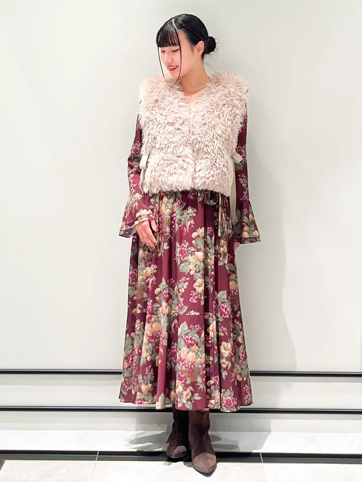 GRACE CONTINENTAL CHISAKO.S コーディネート画像