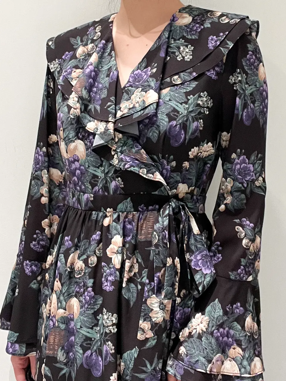 GRACE CONTINENTAL CHISAKO.S コーディネート画像