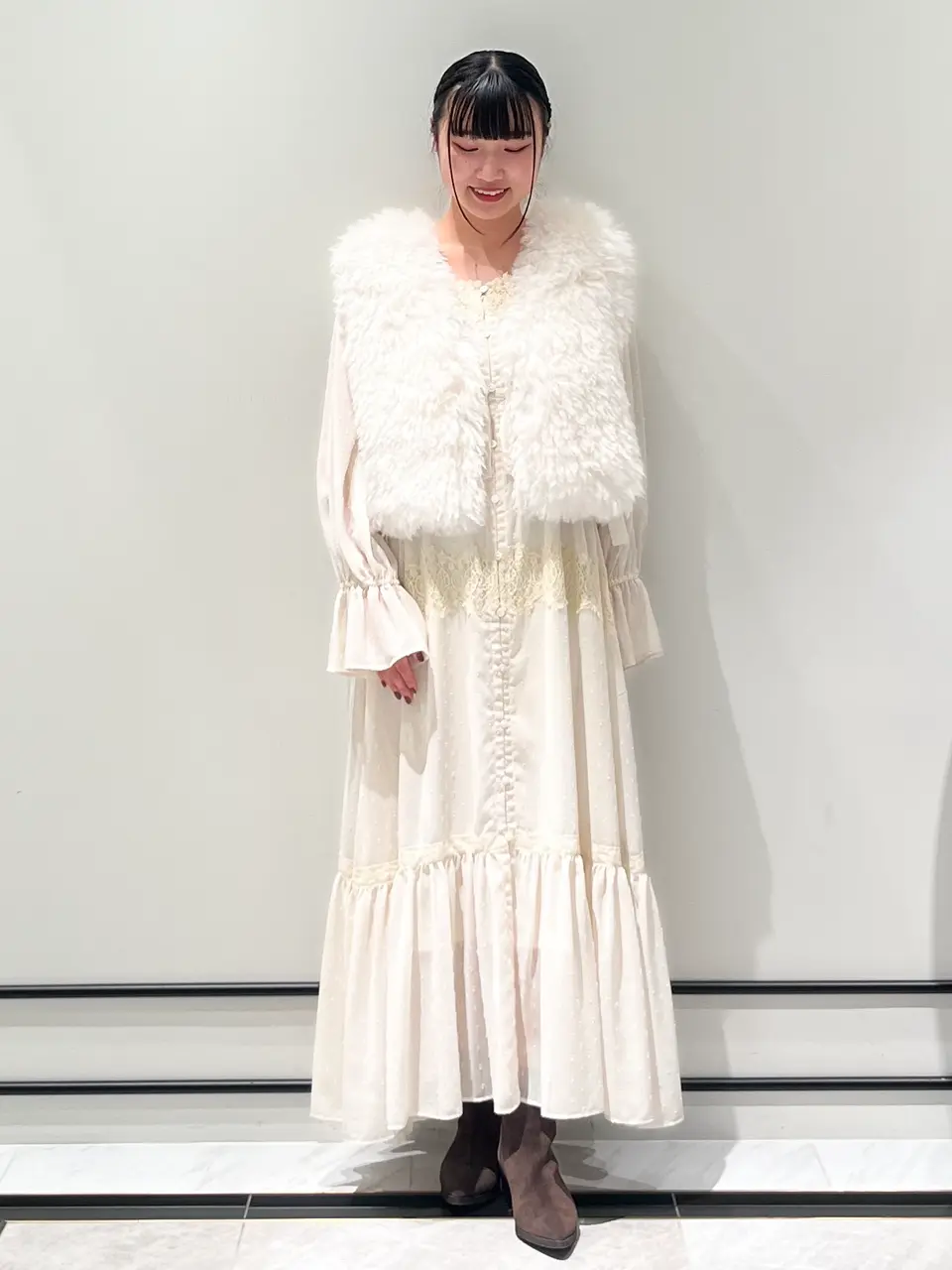 GRACE CONTINENTAL CHISAKO.S コーディネート画像