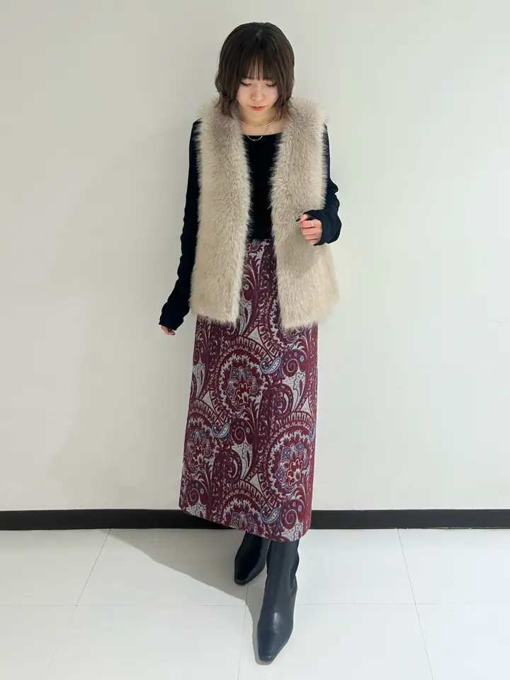 GRACE CONTINENTAL 狩野　珠季 コーディネート画像