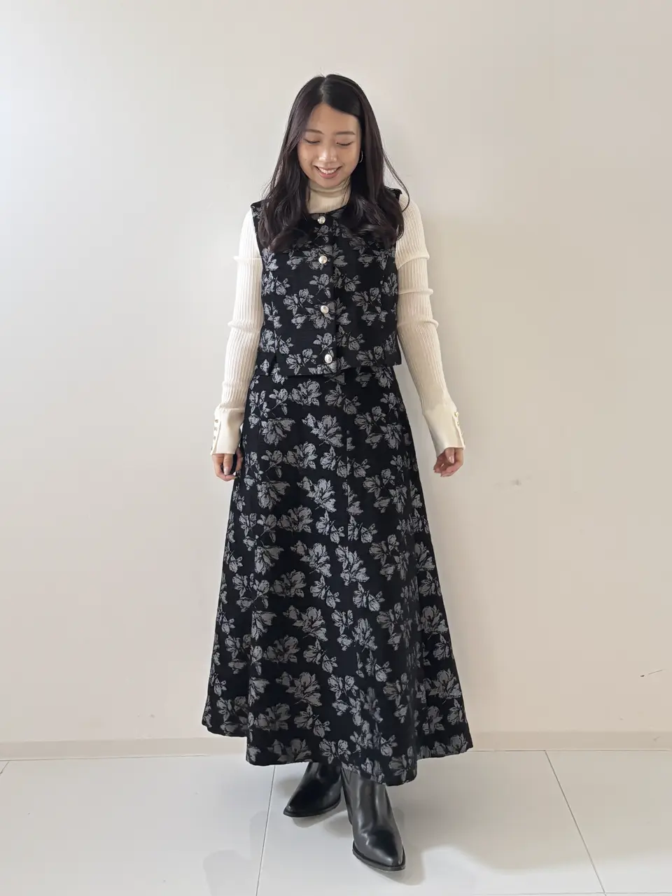 GRACE CONTINENTAL HIGASHIGAWA.R コーディネート画像