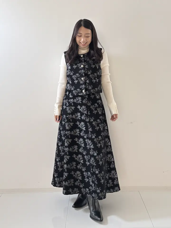 GRACE CONTINENTAL HIGASHIGAWA.R コーディネート画像