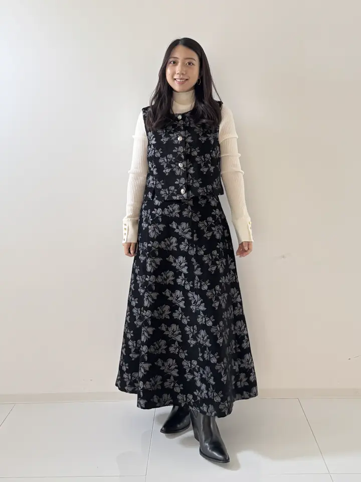 GRACE CONTINENTAL HIGASHIGAWA.R コーディネート画像