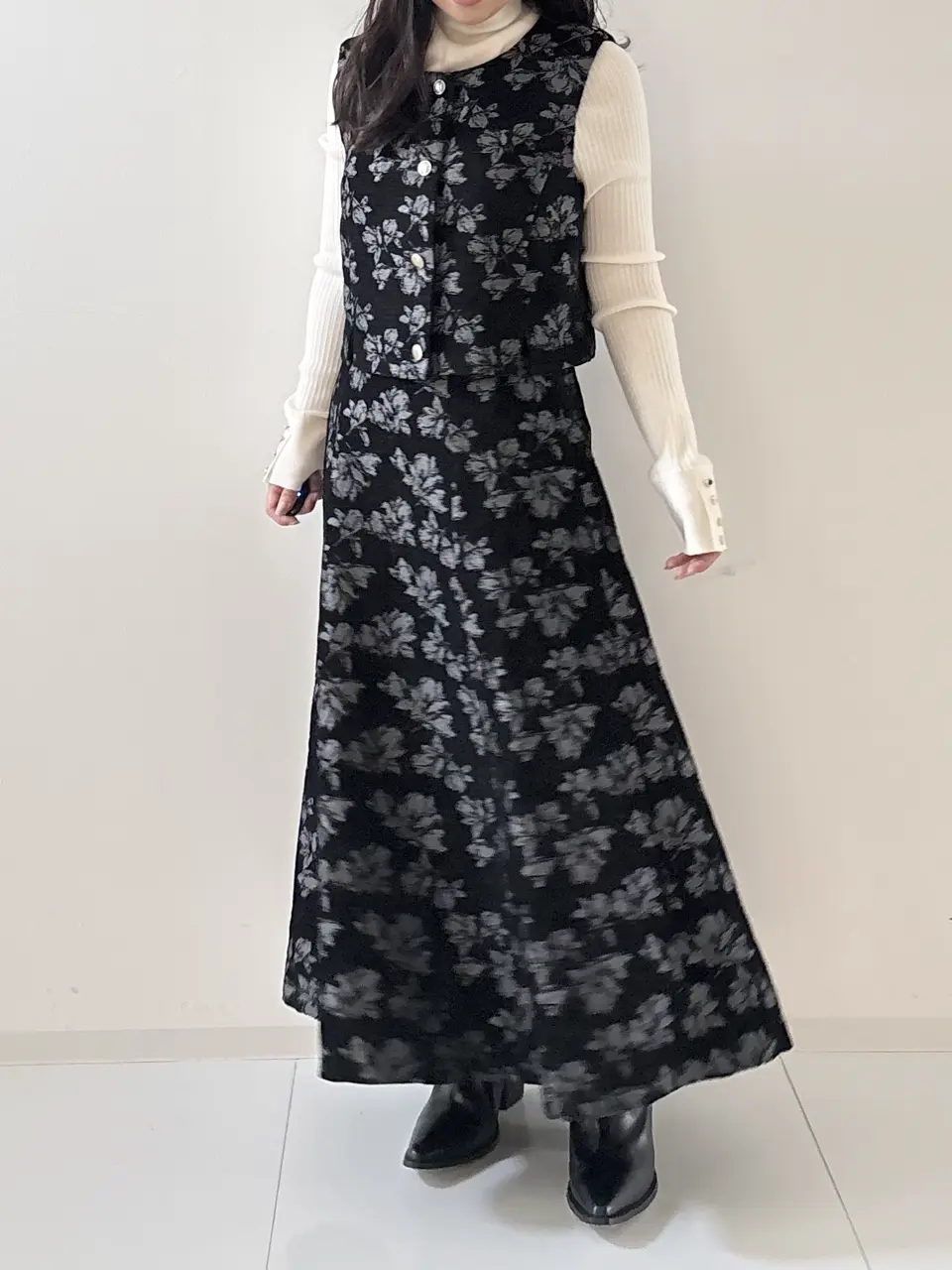 GRACE CONTINENTAL HIGASHIGAWA.R コーディネート画像