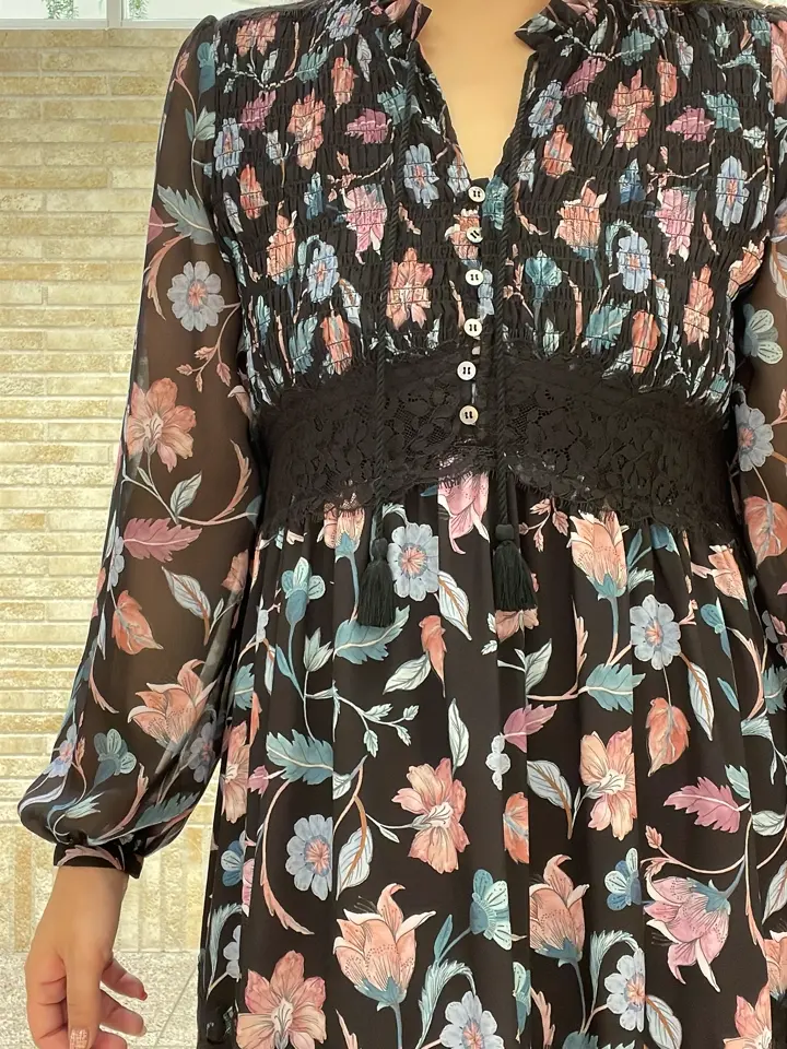 GRACE CONTINENTAL 泉　敦子 コーディネート画像