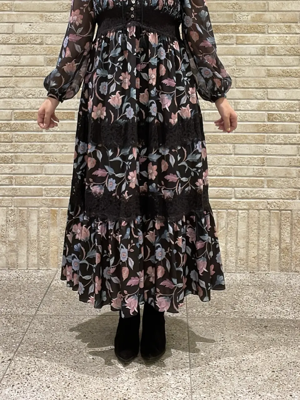 GRACE CONTINENTAL 泉　敦子 コーディネート画像