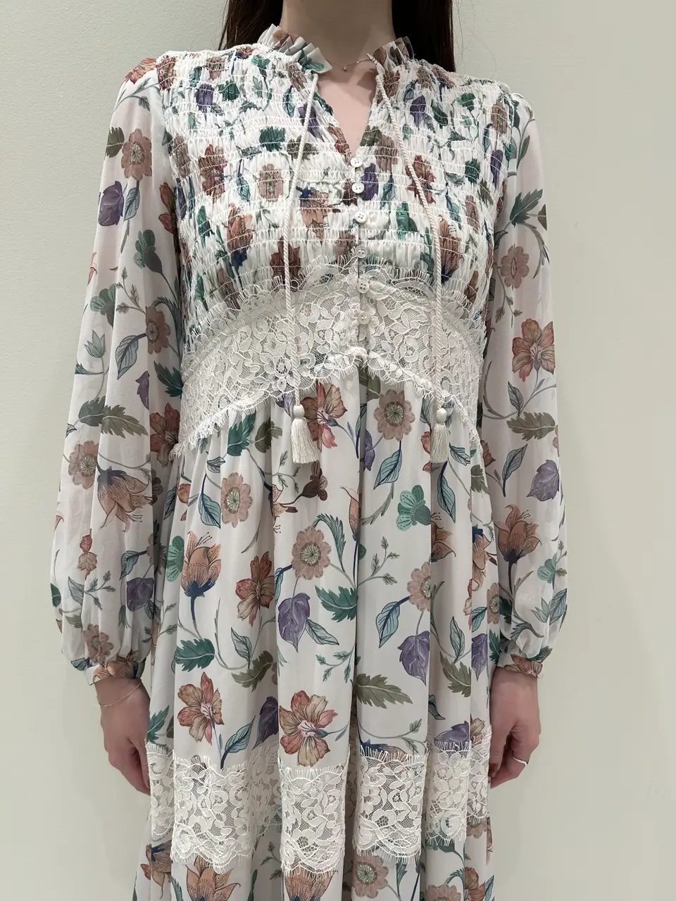 GRACE CONTINENTAL Taura コーディネート画像