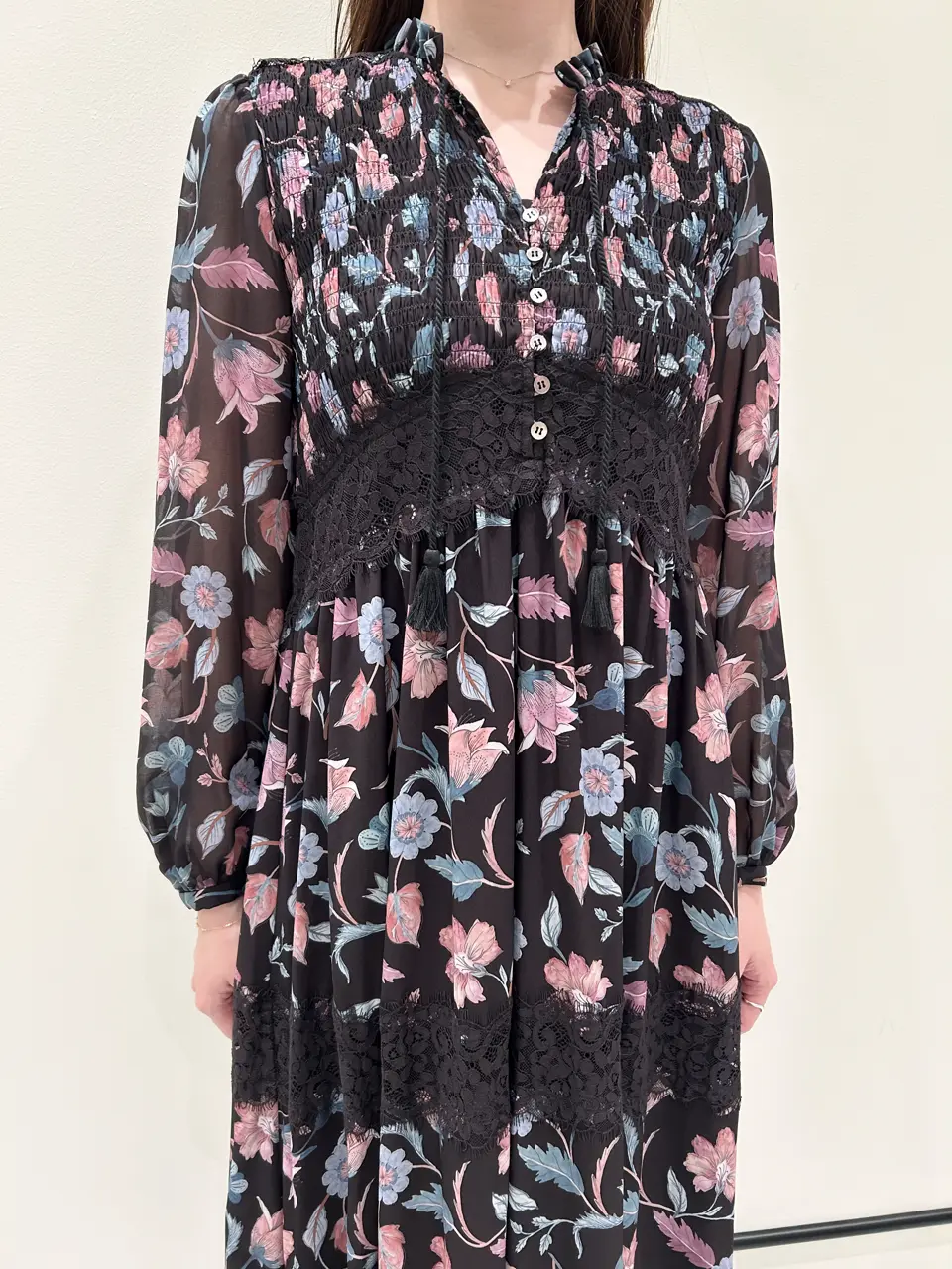 GRACE CONTINENTAL Taura コーディネート画像