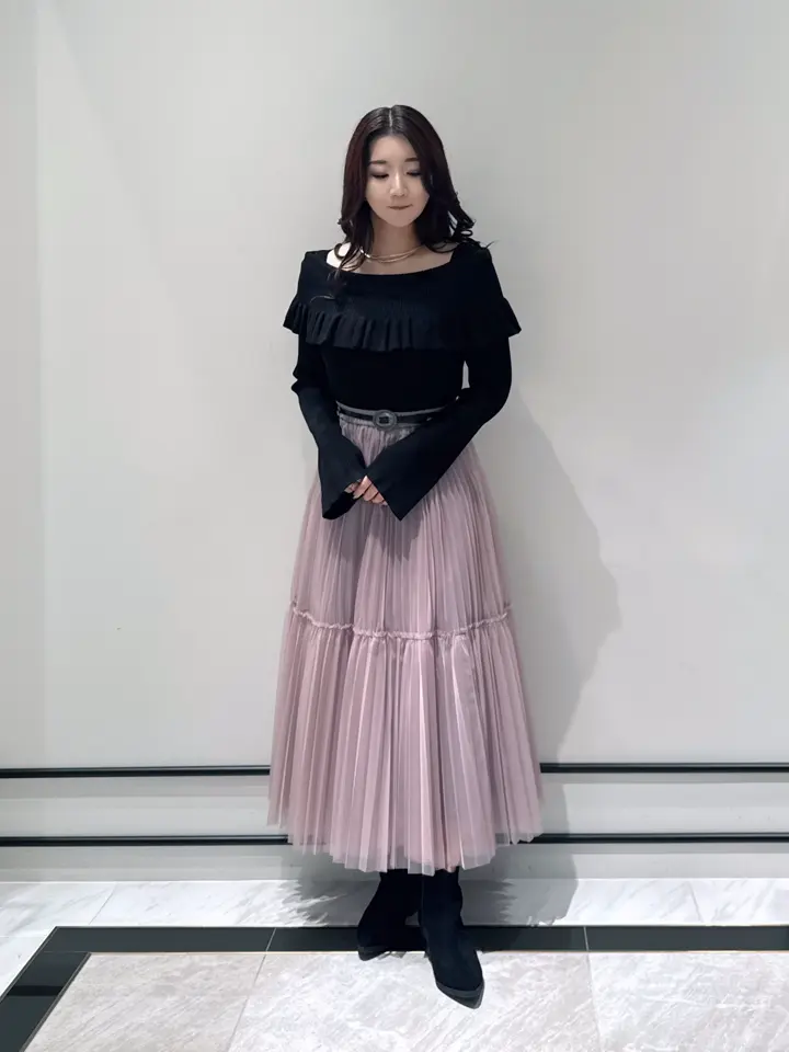 GRACE CONTINENTAL MOMOKO コーディネート画像