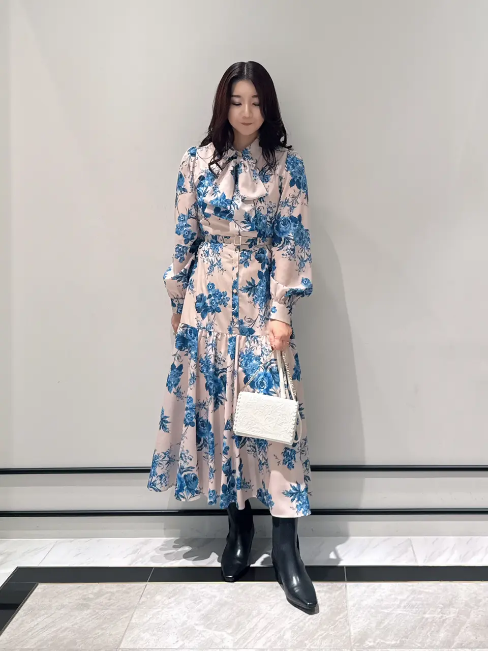 GRACE CONTINENTAL MOMOKO コーディネート画像