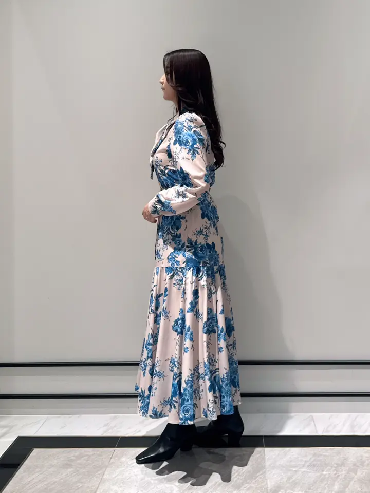 GRACE CONTINENTAL MOMOKO コーディネート画像