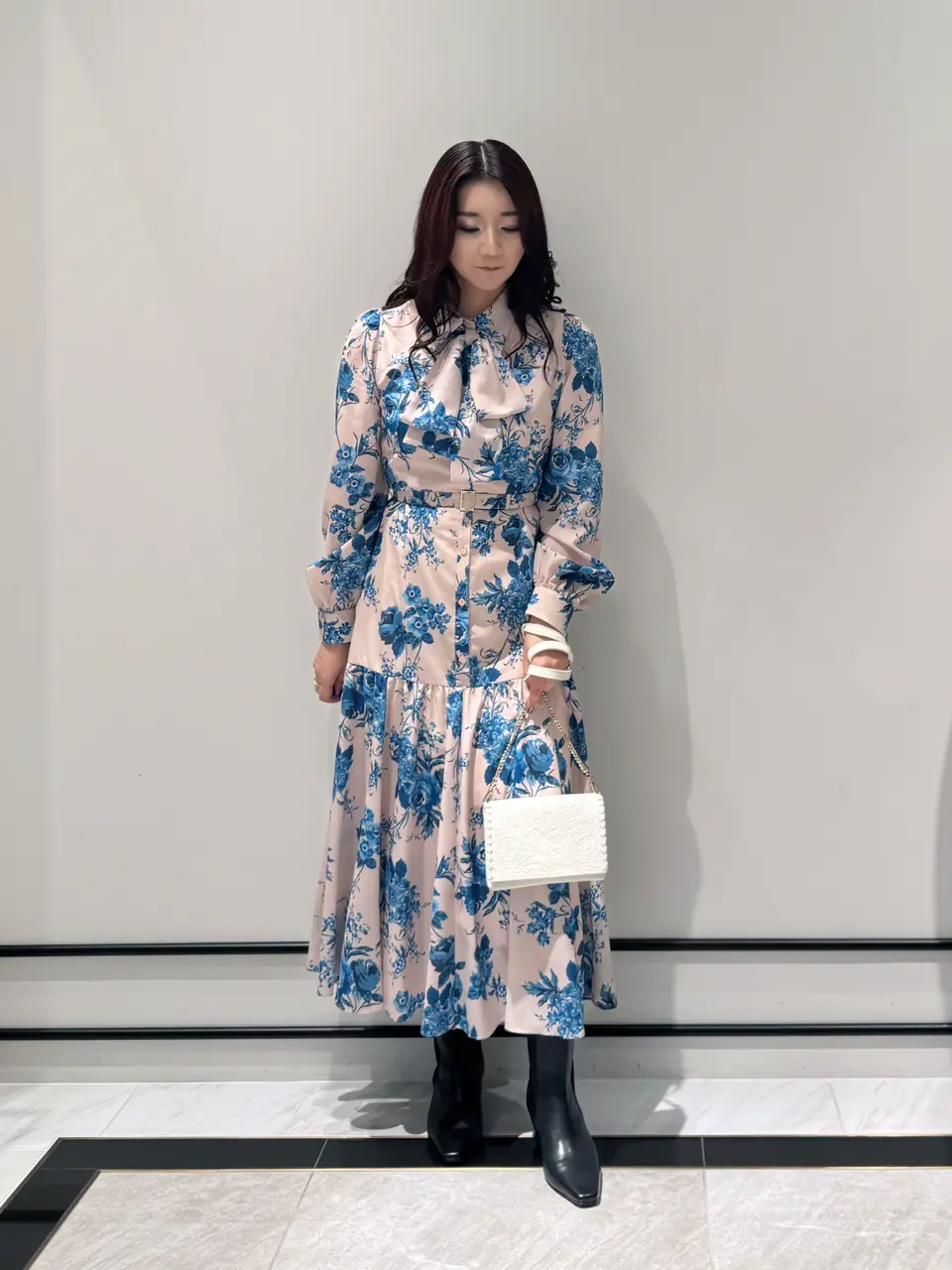 GRACE CONTINENTAL MOMOKO コーディネート画像