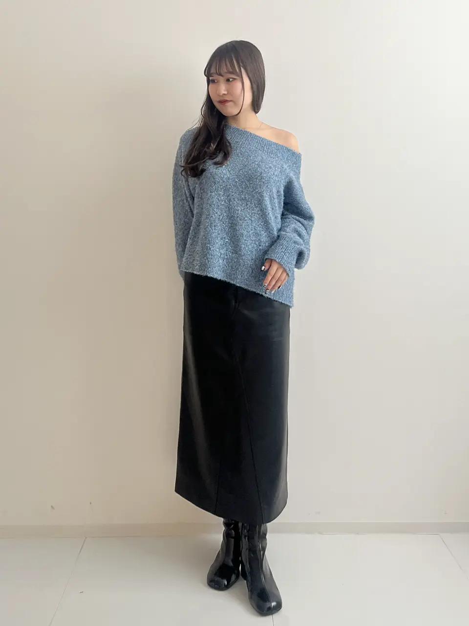  根本　紗良 コーディネート画像