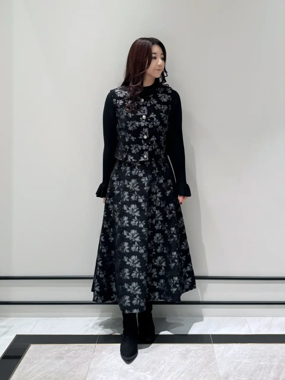 GRACE CONTINENTAL MOMOKO コーディネート画像