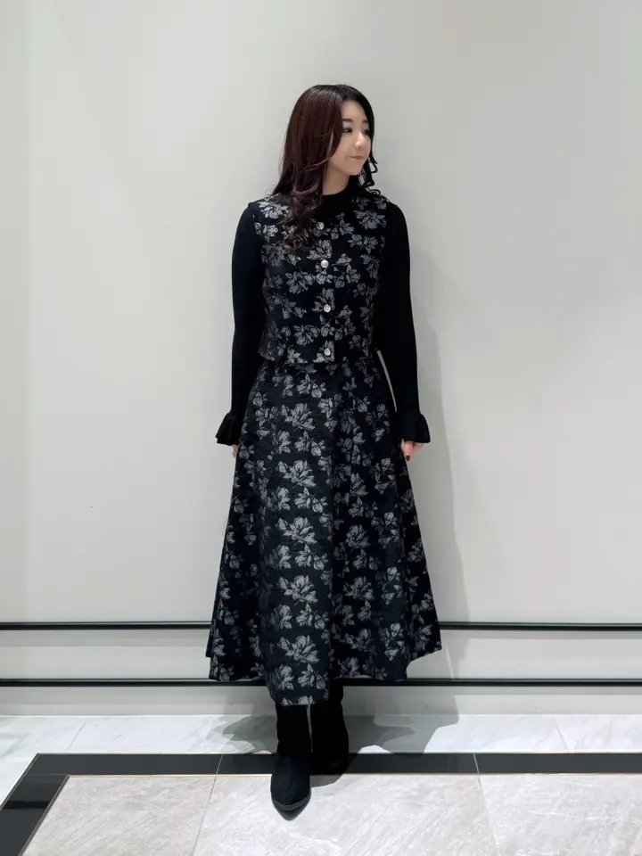 GRACE CONTINENTAL MOMOKO コーディネート画像