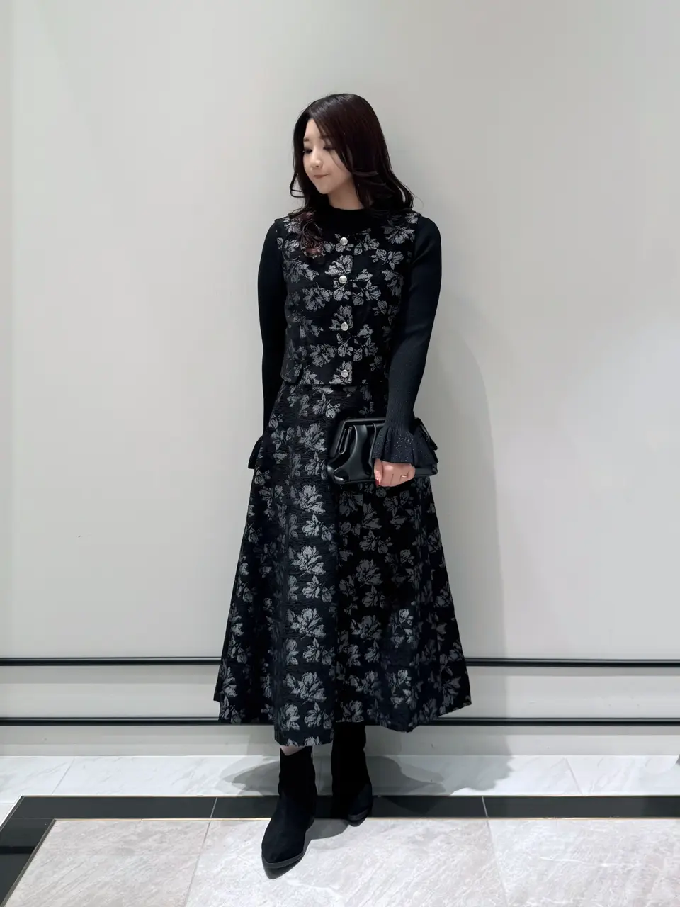 GRACE CONTINENTAL MOMOKO コーディネート画像