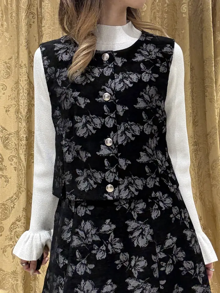 GRACE CONTINENTAL FUKUSHIMA YURIE コーディネート画像