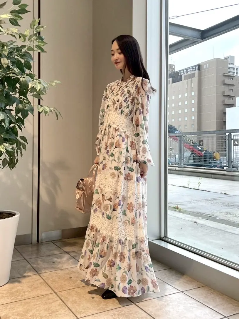 GRACE CONTINENTAL Nakatsu.m コーディネート画像