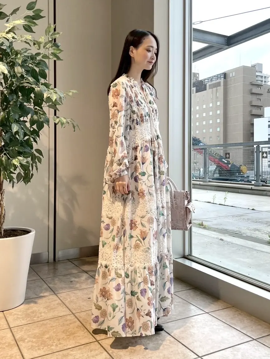 GRACE CONTINENTAL Nakatsu.m コーディネート画像