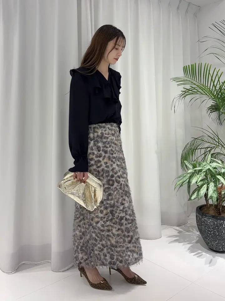 GRACE CONTINENTAL Hikaru Okada コーディネート画像