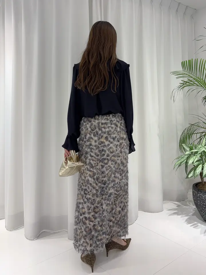 GRACE CONTINENTAL Hikaru Okada コーディネート画像