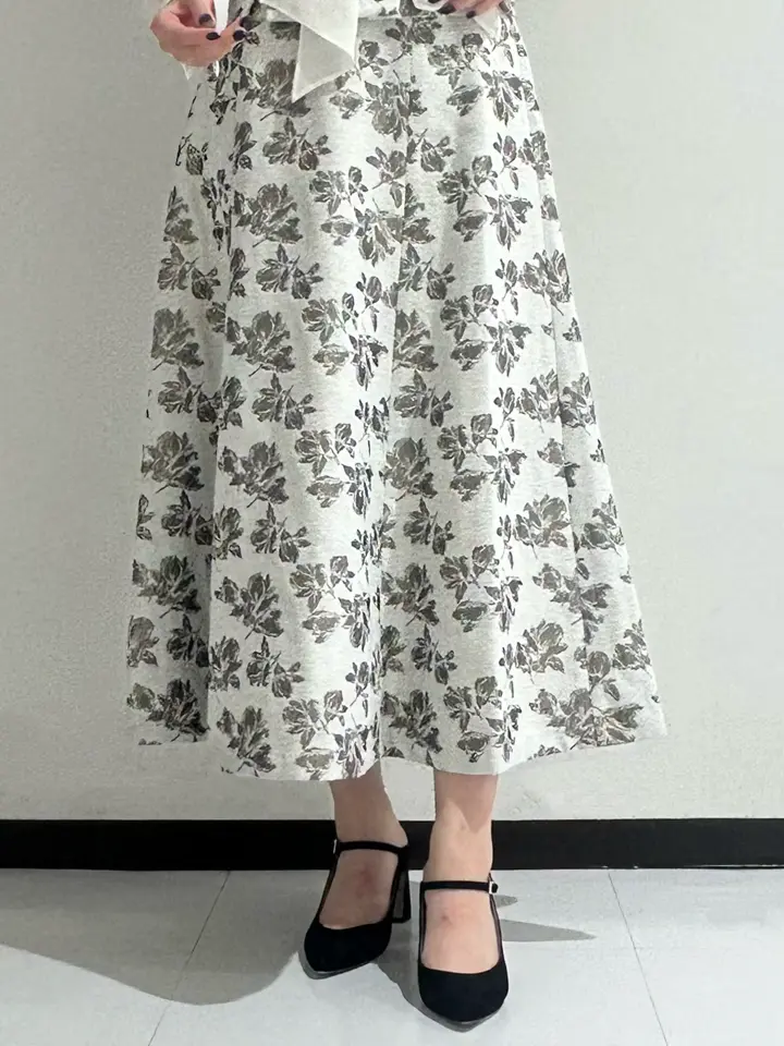 GRACE CONTINENTAL 狩野　珠季 コーディネート画像