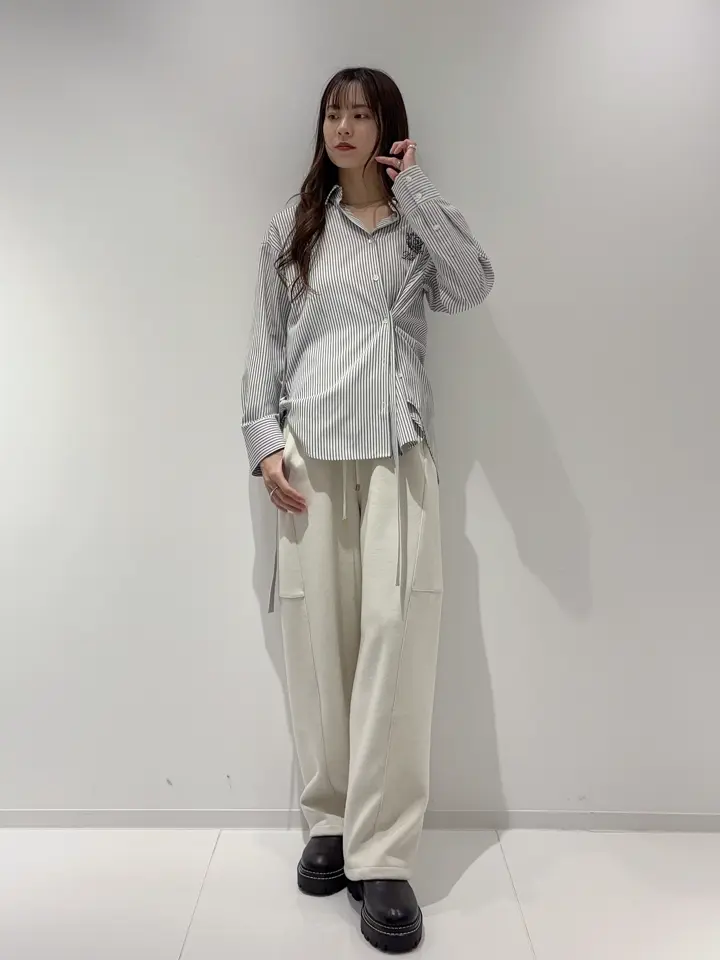 GRACE CONTINENTAL Hikaru Okada コーディネート画像