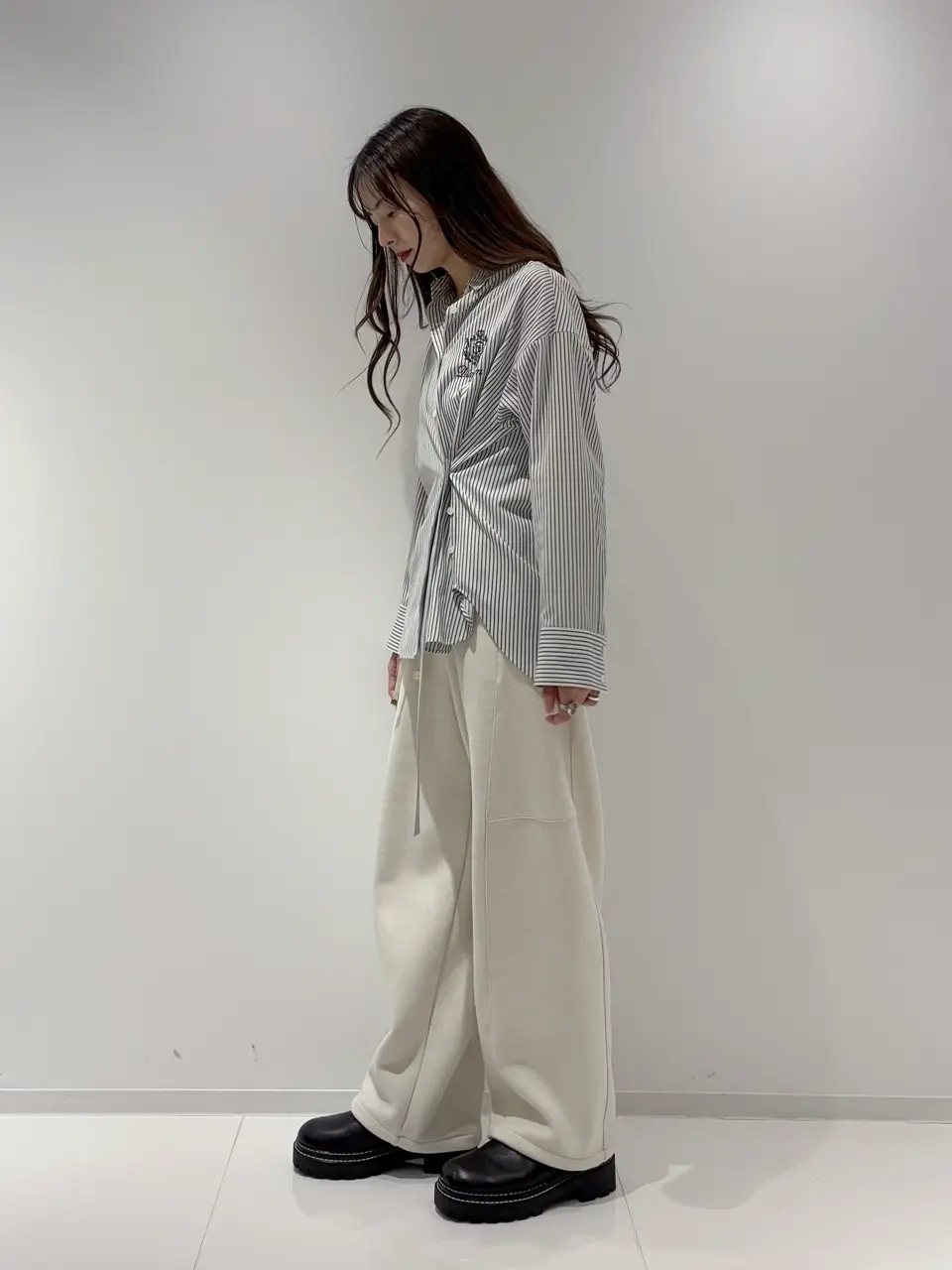 GRACE CONTINENTAL Hikaru Okada コーディネート画像