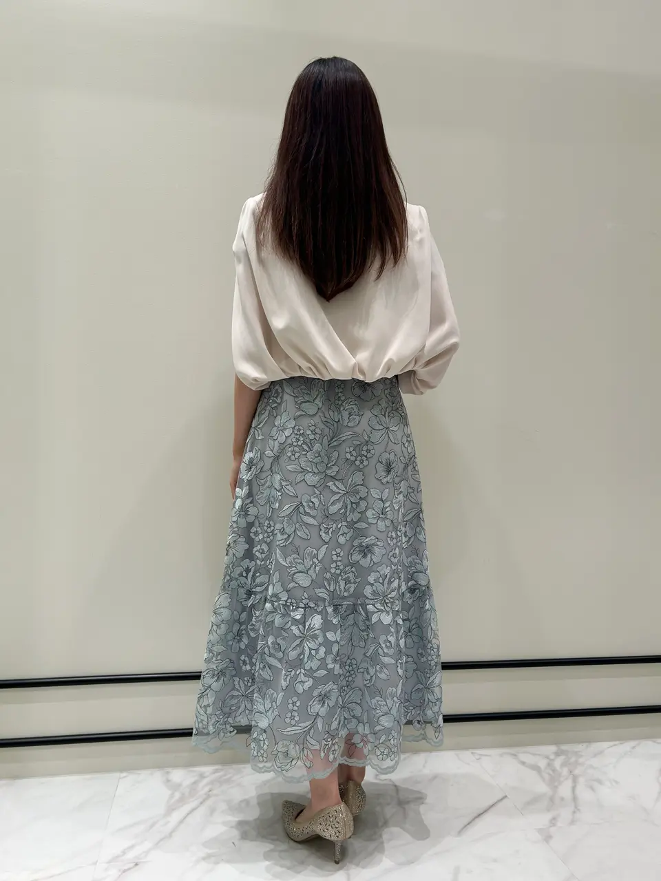 GRACE CONTINENTAL 若園　ひかり コーディネート画像