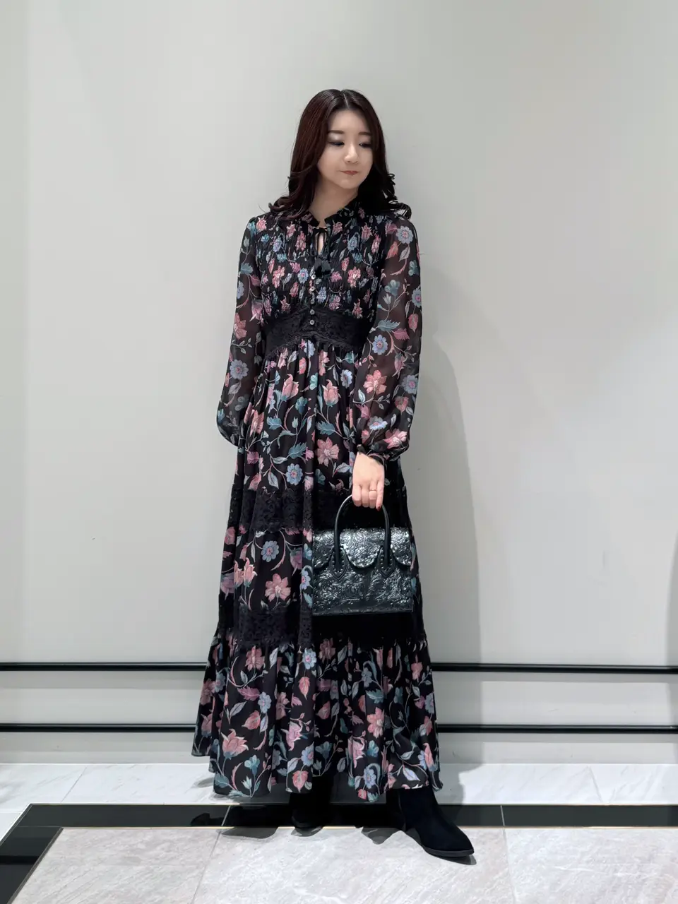 GRACE CONTINENTAL MOMOKO コーディネート画像