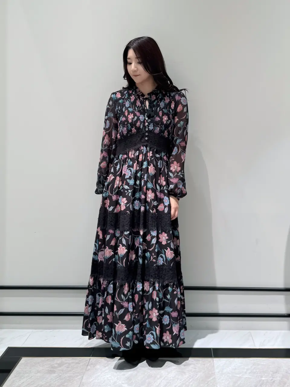 GRACE CONTINENTAL MOMOKO コーディネート画像