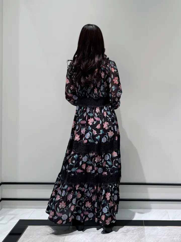 GRACE CONTINENTAL MOMOKO コーディネート画像