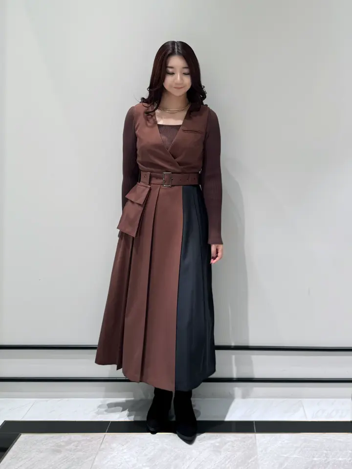 GRACE CONTINENTAL MOMOKO コーディネート画像