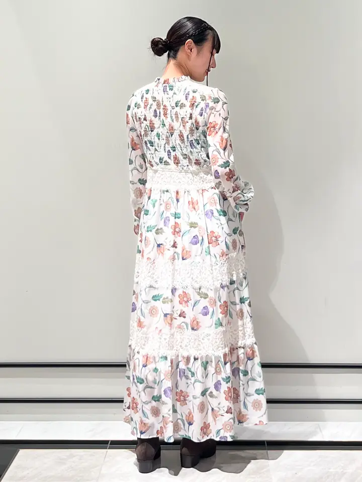 GRACE CONTINENTAL CHISAKO.S コーディネート画像