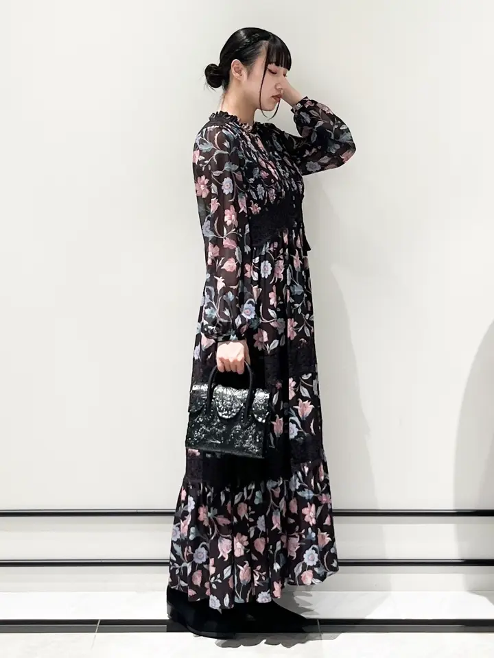 GRACE CONTINENTAL CHISAKO.S コーディネート画像