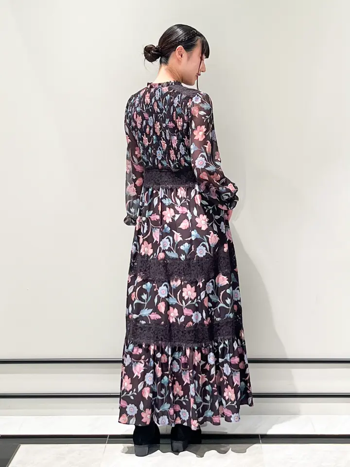 GRACE CONTINENTAL CHISAKO.S コーディネート画像