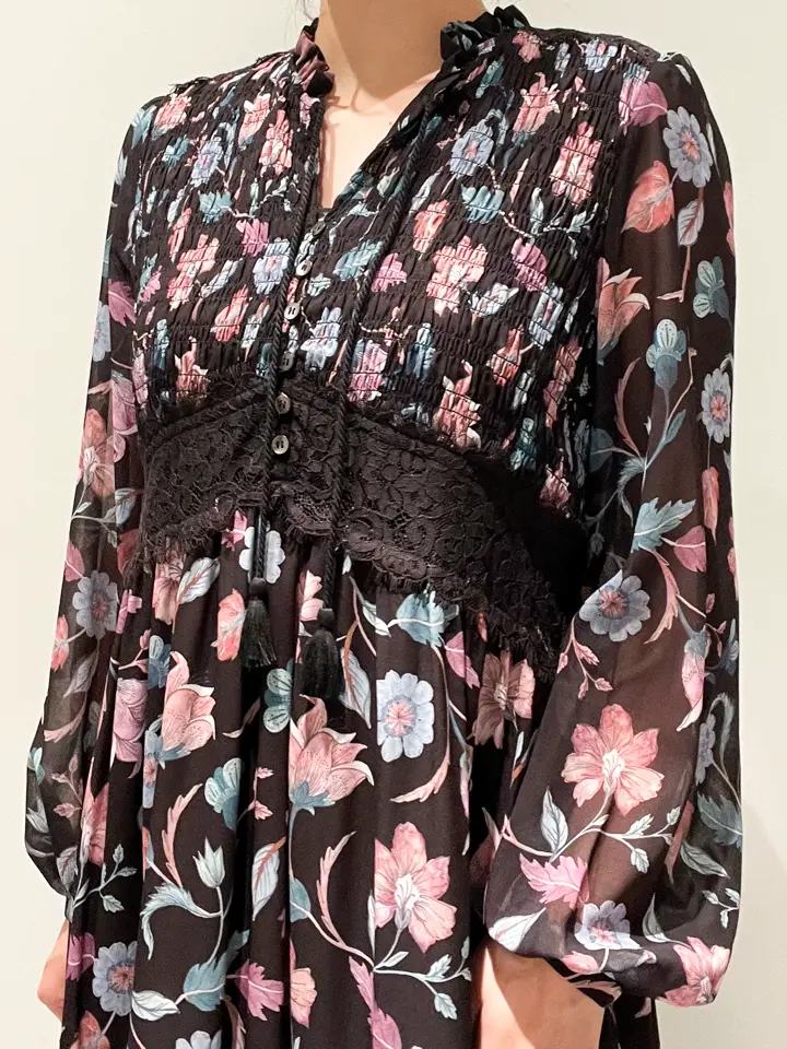 GRACE CONTINENTAL CHISAKO.S コーディネート画像