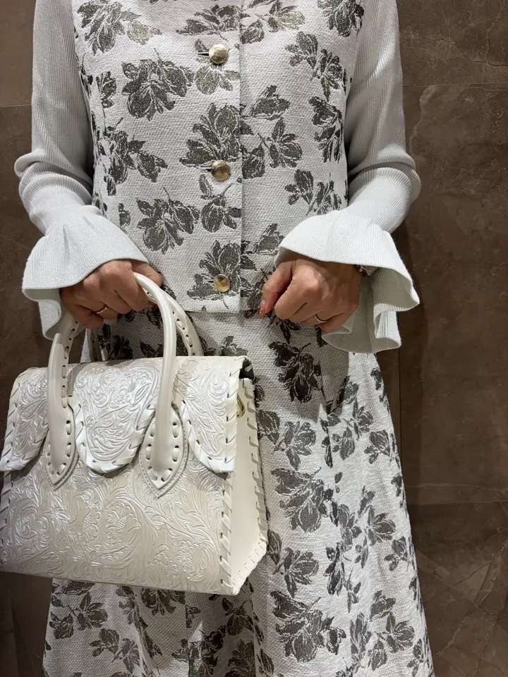 GRACE CONTINENTAL 穐山　香織 コーディネート画像