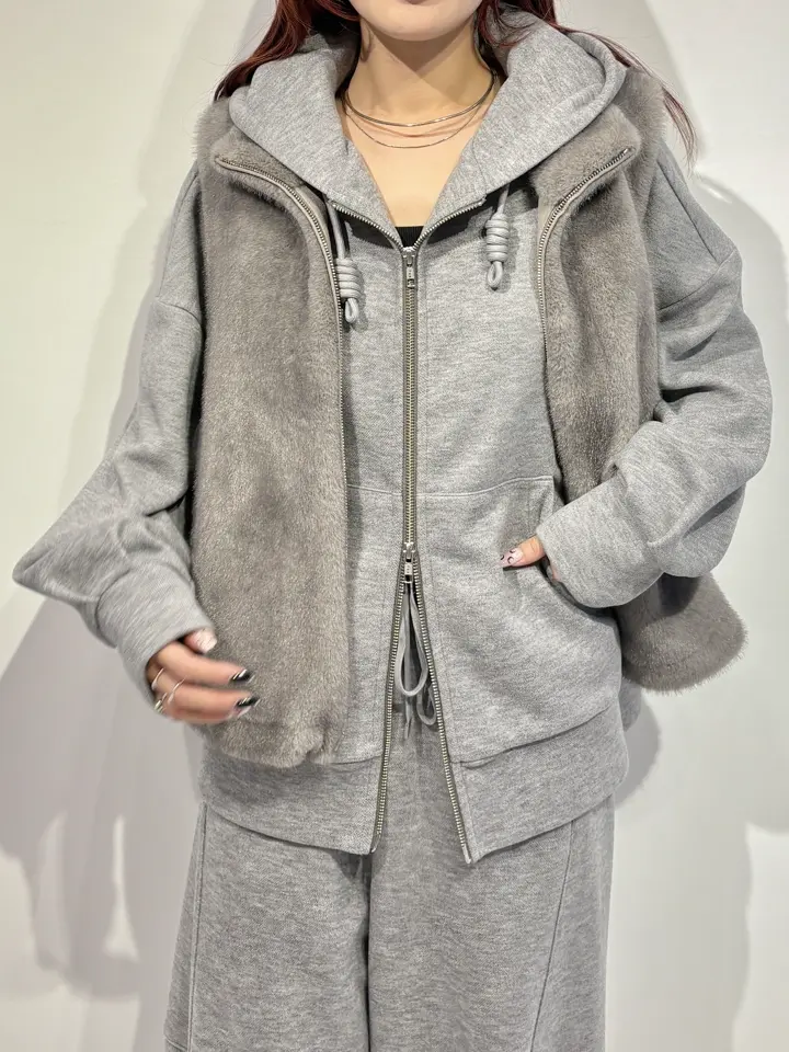 GRACE CONTINENTAL Yuuki NOZAWA コーディネート画像