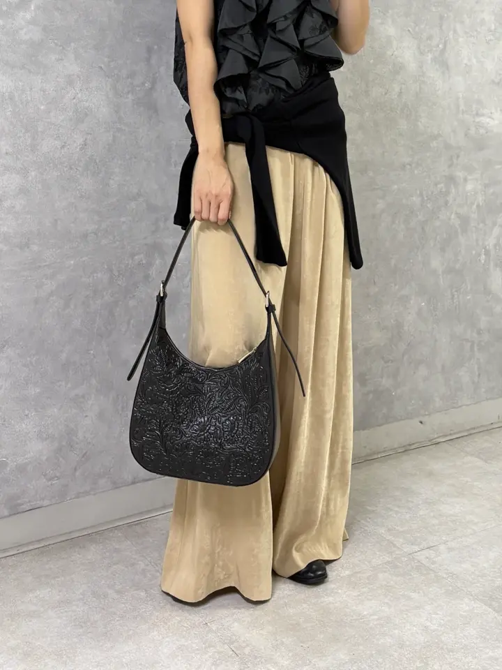 GRACE CONTINENTAL Yuuki NOZAWA コーディネート画像