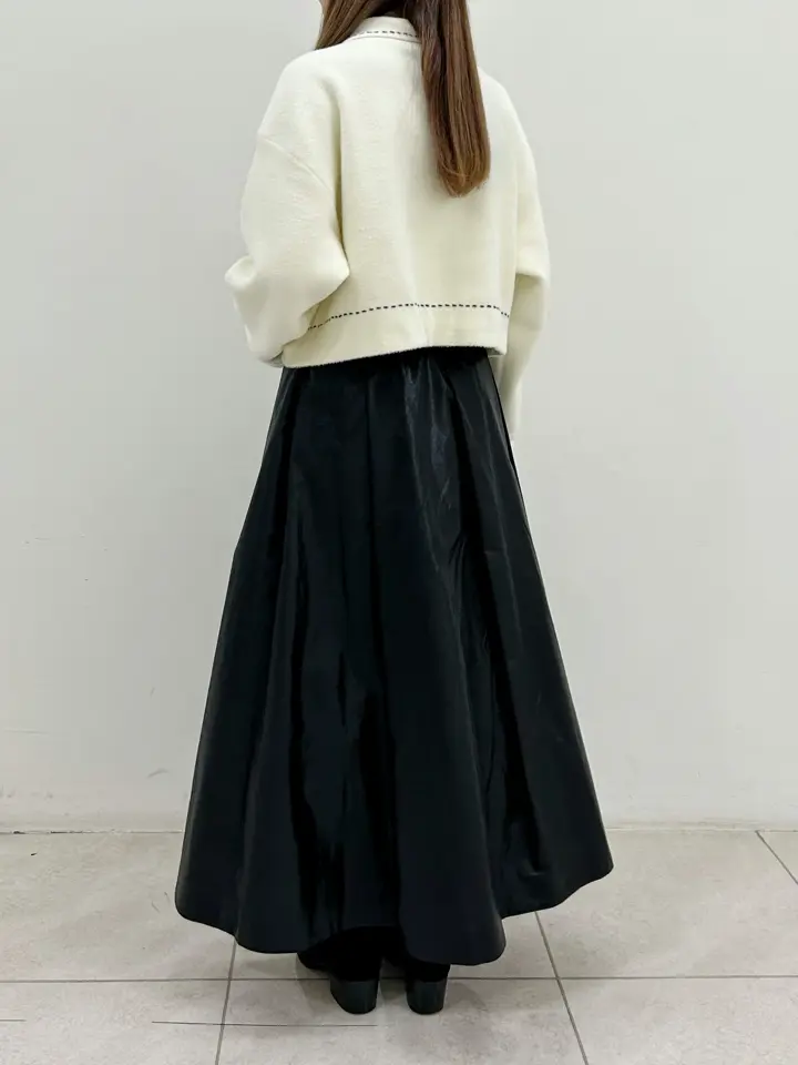 GRACE CONTINENTAL Miu Akamatsu コーディネート画像