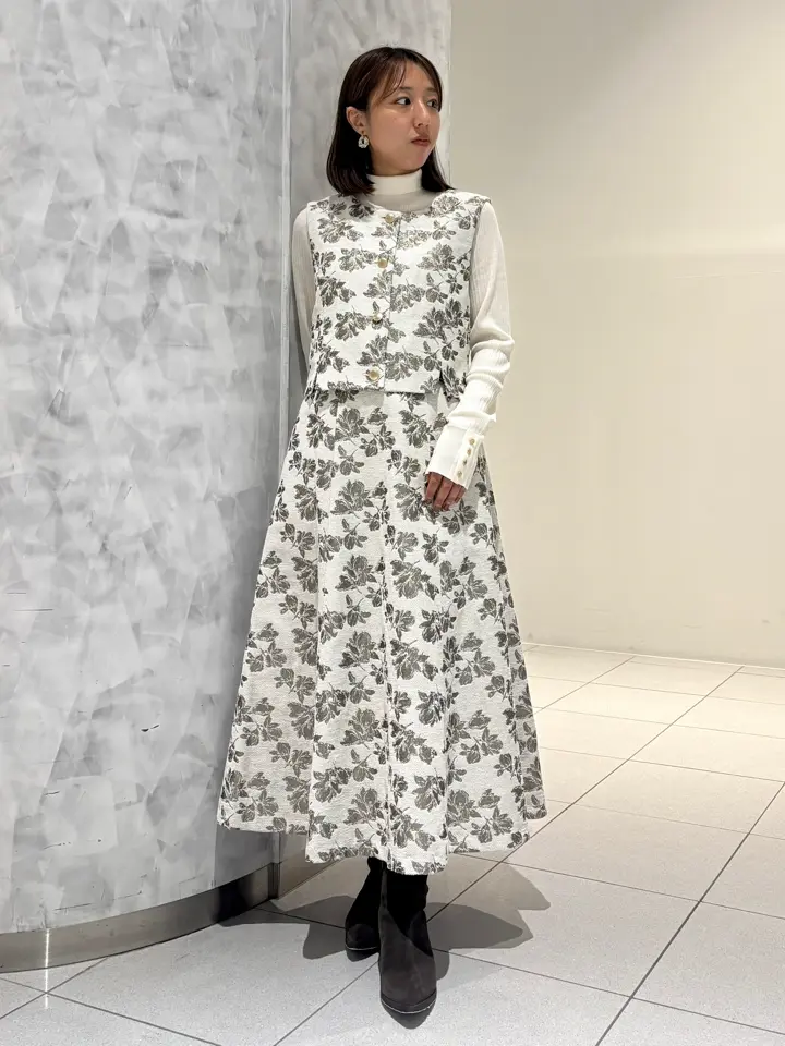 GRACE CONTINENTAL 岩永 春佳 コーディネート画像